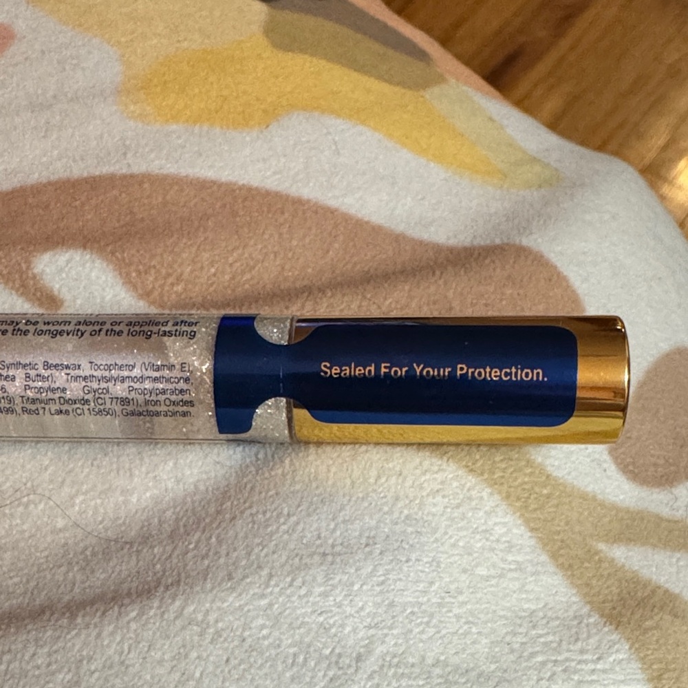 SeneGence LipSense Gloss - Gold Glitter Gloss - Picture 2 of 2